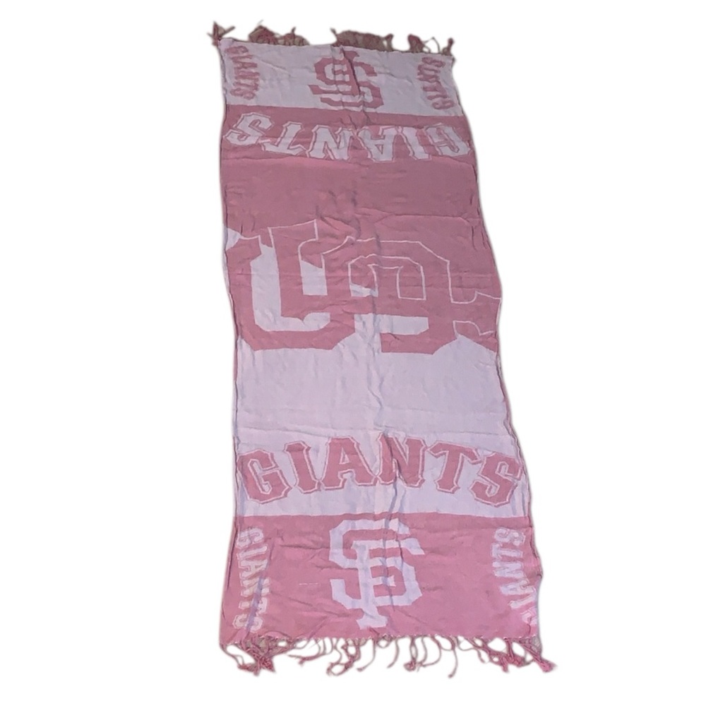 Forever Collectibles Genuine San Francisco Giants Scarf Pink Fringe